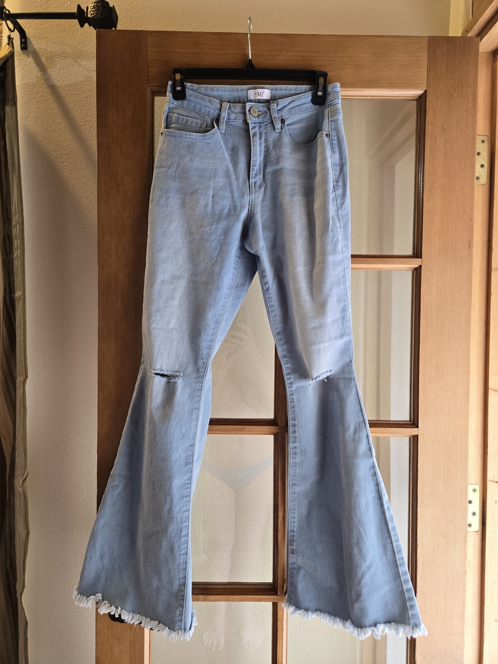 NWOT Ymi 27/5 Light Blue High-Rise Flared Jeans with Distressed Knees